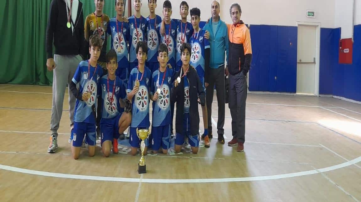Yıldız Futsal Takımımız Tarsus 1.si Oldu 